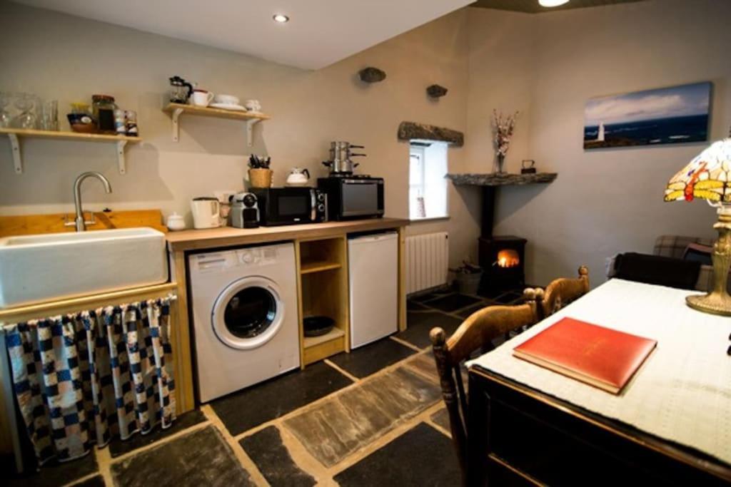 Fermoyle Properties Glynn'S Cottage Fanore Exteriér fotografie